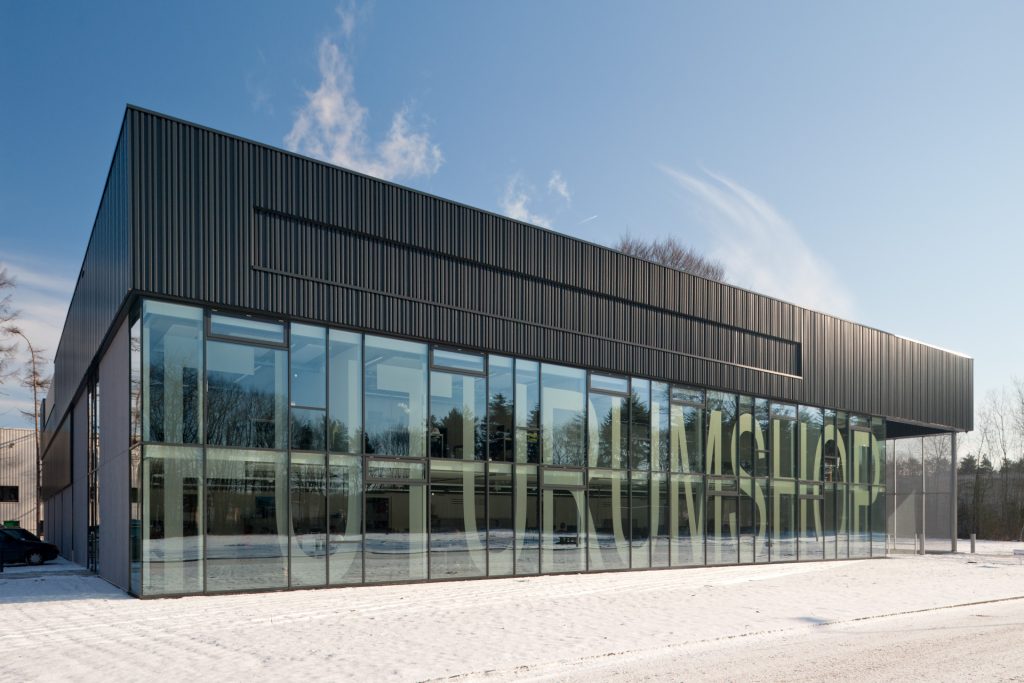 Bedrijfsgebouw Futurumshop